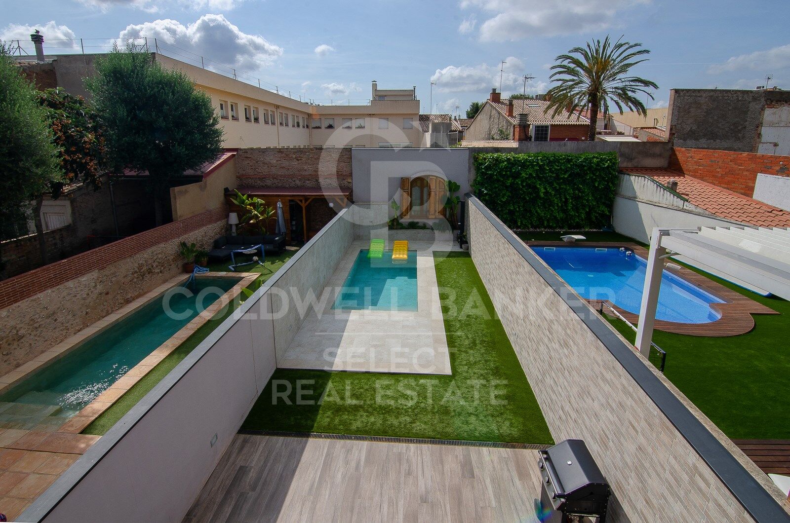 Māja Sabadell, Barcelona, Spānijā 3 istabas, 347 m2 Nr. 178584