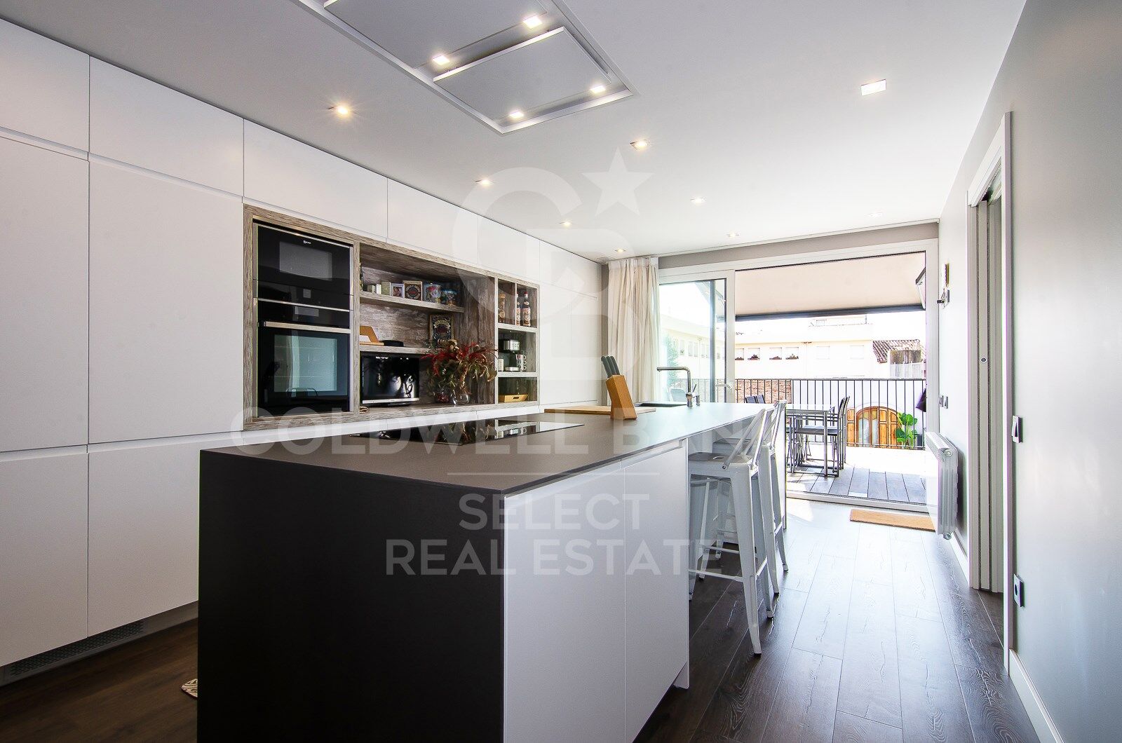 Māja Sabadell, Barcelona, Spānijā 3 istabas, 347 m2 Nr. 178584
