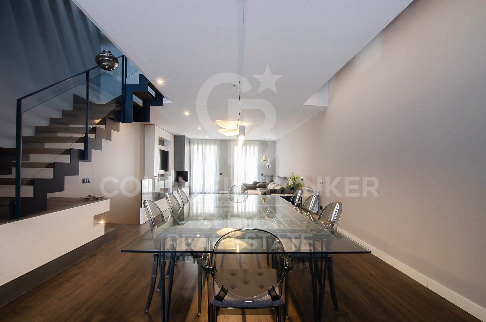 Māja Sabadell, Barcelona, Spānijā 3 istabas, 347 m2 Nr. 178584