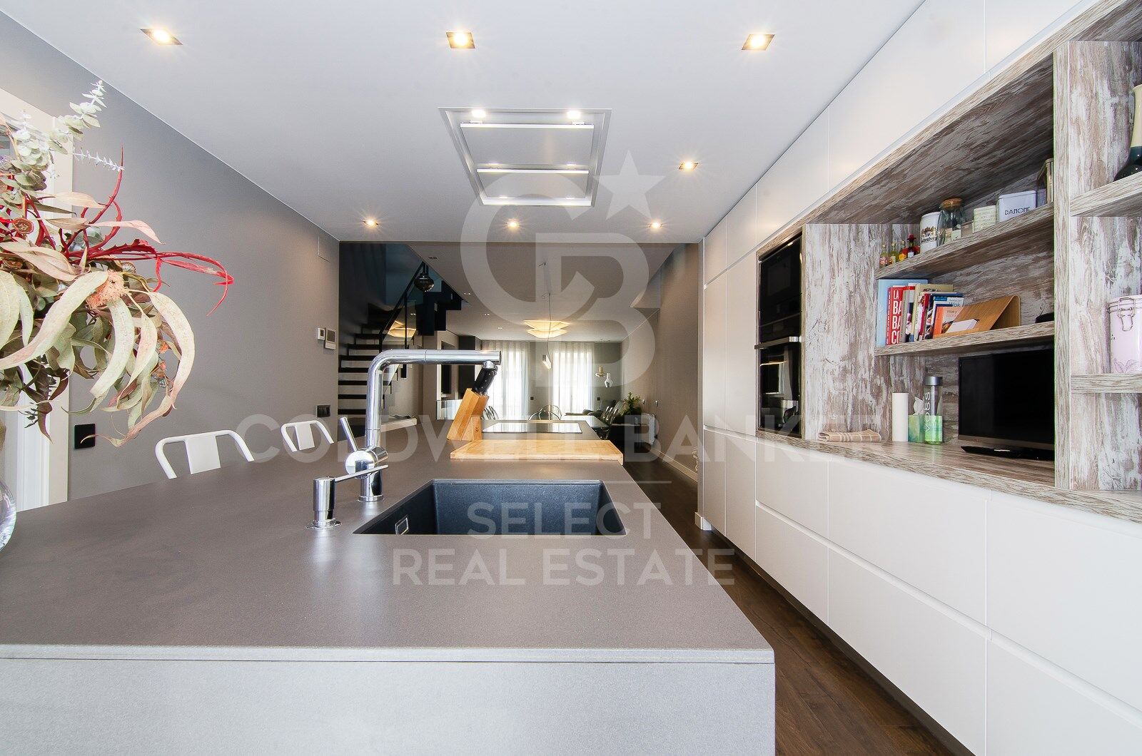 Māja Sabadell, Barcelona, Spānijā 3 istabas, 347 m2 Nr. 178584