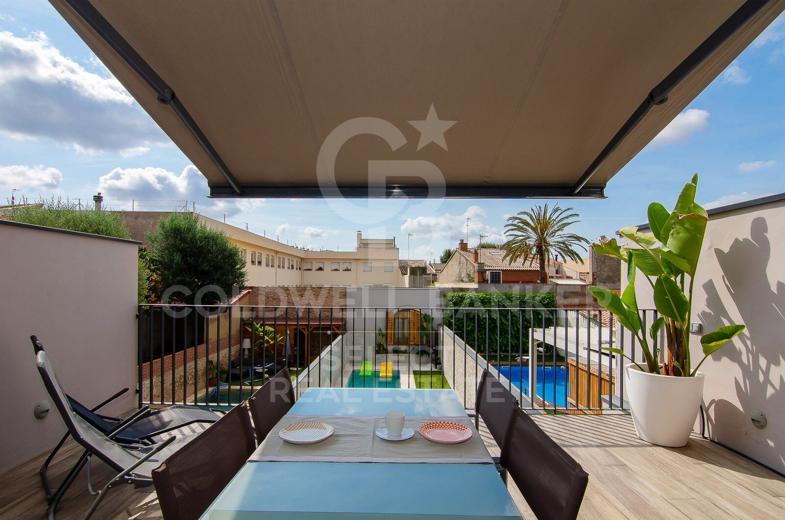 Māja Sabadell, Barcelona, Spānijā 3 istabas, 347 m2 Nr. 178584