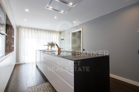 House à vendre à Sabadell, Barcelona, Espagne, 3 chambres, 347 m2 No. 178584 - photo 23