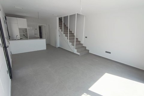 Villa in vendita Daya Nueva, Alicante, Spagna 3 camere da letto, 97 mq. N° 78664 - foto 5
