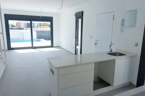 Villa in vendita Daya Nueva, Alicante, Spagna 3 camere da letto, 97 mq. N° 78664 - foto 9