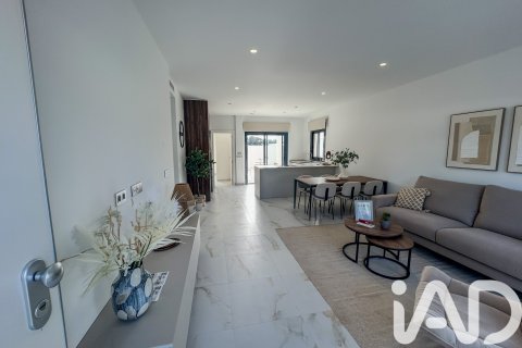 Hus till salu i Pilar de la Horadada, Alicante, Spanien 3 sovrum, 112 kvm. Nr. 152658 - foto 22