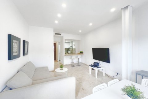 Apartment for sale Benahavis, Malaga, Spain 3 bedrooms, 124 sq.m. No. 109580 - photo 1
