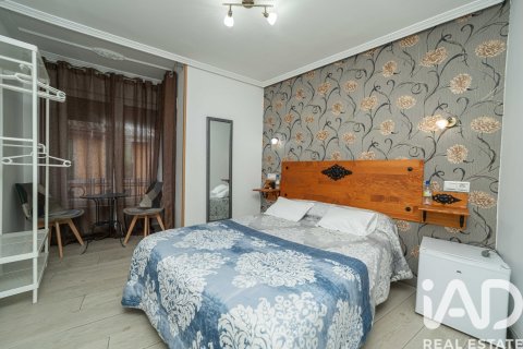 Hotel for sale in Leon, Spain 13 bedrooms, 323 sq.m. No. 195861 - photo 19