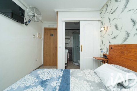 Hotel for sale in Leon, Spain 13 bedrooms, 323 sq.m. No. 195861 - photo 13