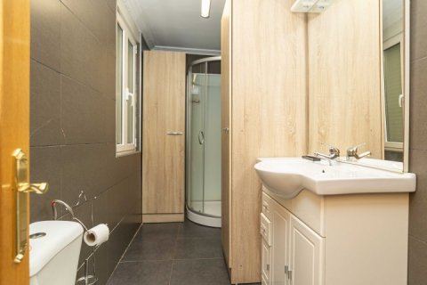 Hotel for sale in Leon, Spain 13 bedrooms, 323 sq.m. No. 195861 - photo 25