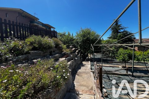 Casa in vendita a Sant Vicenc De Montalt, Barcelona, Spagna 7 camere da letto, 531 mq. N° 195860 - foto 12