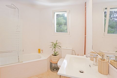 Duplex for sale in Santa Ponsa, Mallorca, Spain 4 bedrooms, 140 sq.m. No. 181028 - photo 17