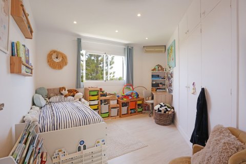 Duplex for sale in Santa Ponsa, Mallorca, Spain 4 bedrooms, 140 sq.m. No. 181028 - photo 15