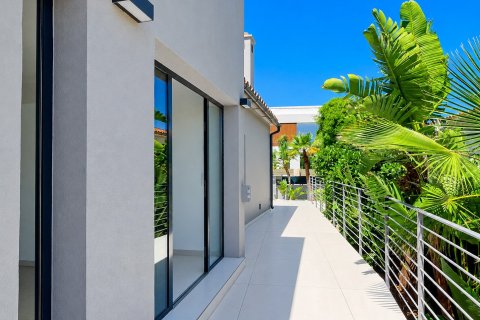 Villa for sale in El Toro, Mallorca, Spain 4 bedrooms, 180 sq.m. No. 181027 - photo 7