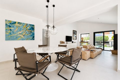 Villa for sale in El Toro, Mallorca, Spain 4 bedrooms, 180 sq.m. No. 181027 - photo 8