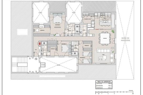 Apartment for sale in Madrid, Spain 3 bedrooms, 158 sq.m. No. 165573 - photo 16