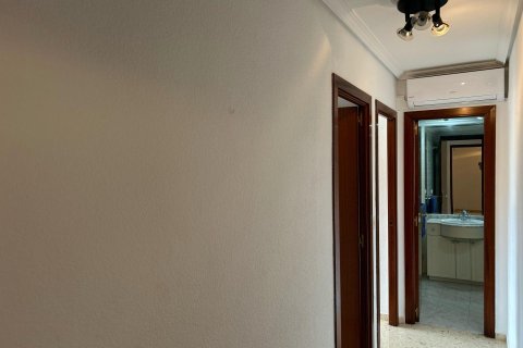 Apartment for sale in Benidorm, Alicante, Spain 2 bedrooms, 100 sq.m. No. 165572 - photo 18