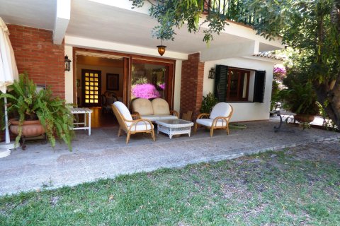 Apartment for sale in San Juan, Alicante, Spain 6 bedrooms, 300 sq.m. No. 165576 - photo 4