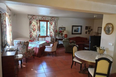 Apartment for sale in San Juan, Alicante, Spain 6 bedrooms, 300 sq.m. No. 165576 - photo 7