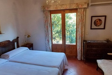 Apartment for sale in San Juan, Alicante, Spain 6 bedrooms, 300 sq.m. No. 165576 - photo 25