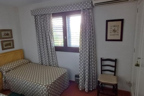 Apartment for sale in San Juan, Alicante, Spain 6 bedrooms, 300 sq.m. No. 165576 - photo 21