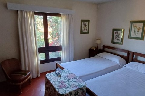 Apartment for sale in San Juan, Alicante, Spain 6 bedrooms, 300 sq.m. No. 165576 - photo 24