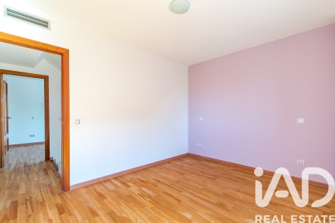 Продажа дома в Арройомолинос, Мадрид, Испания 5 спален, 421м2 №188081 - фото 15