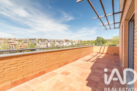 Продажа дома в Арройомолинос, Мадрид, Испания 5 спален, 421м2 №188081 - фото 3