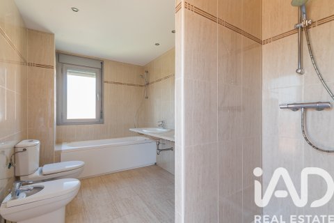 Продажа дома в Арройомолинос, Мадрид, Испания 5 спален, 421м2 №188081 - фото 6