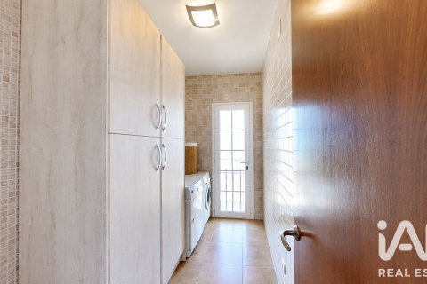 Продажа дома в Рода де Бера, Таррагона, Испания 5 спален, 348м2 №188067 - фото 15
