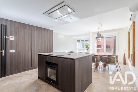 Продажа квартиры в Мадрид, Испания 2 спальни, 110м2 №188068 - фото 2