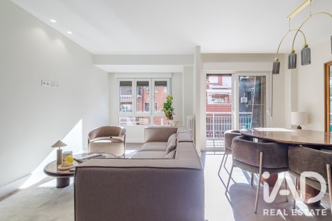 Продажа квартиры в Мадрид, Испания 2 спальни, 110м2 №188068 - фото 4