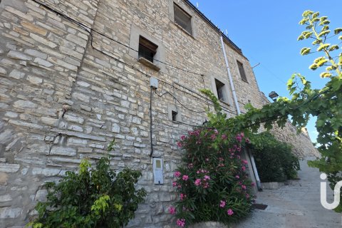 Casa a Cervera, Lleida, Spagna 4 camere da letto, 424 mq. N° 153255