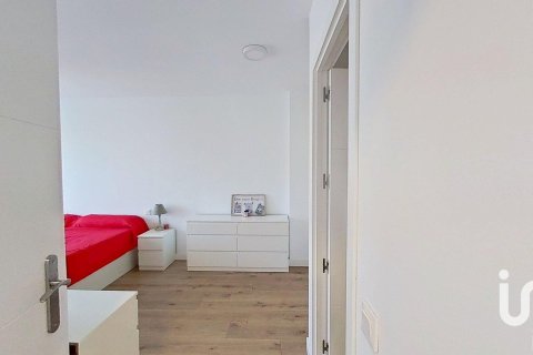 Kaupunkipientalo myytävänä Calafell, Tarragona, Espanja, 4 makuuhuonetta, 200 m2 No. 153253 - kuva 19