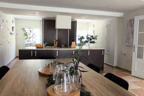 Dzīvoklis pārdošanā Colmenar de Oreja, Madrid, Spānijā 4 istabas, 245 m2 Nr. 153256 - attēls 11