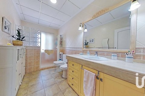 Dom w Elche, Alicante, Hiszpania 4 sypialnie, 313 mkw. nr 153257 – zdjęcie 26