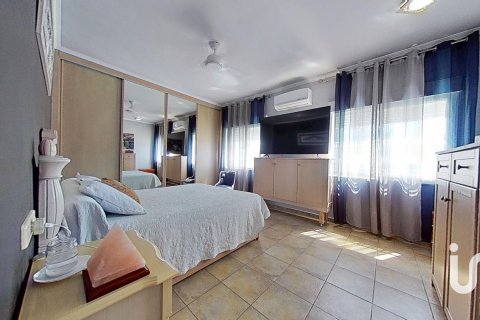 Dom w Elche, Alicante, Hiszpania 4 sypialnie, 313 mkw. nr 153257 – zdjęcie 24