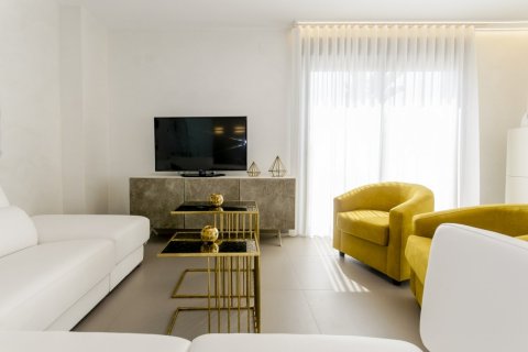 Villa for sale Dehesa De Campoamor, Alicante, Spain 3 bedrooms, 193 sq.m. No. 136904 - photo 16