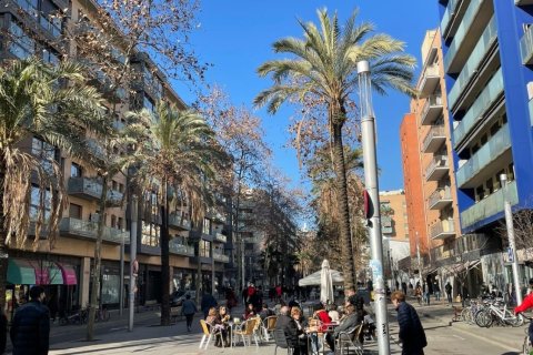 Takvåning till salu i Barcelona, Spanien 1 sovrum, 41 kvm. Nr. 194340 - foto 2