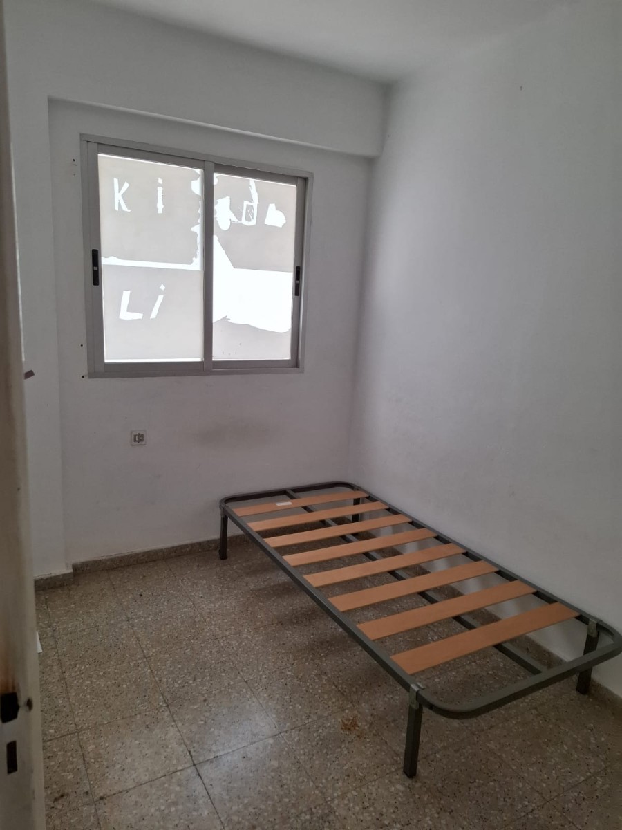 Apartamento en Valencia, València, España 3 dormitorios,  No. 183352
