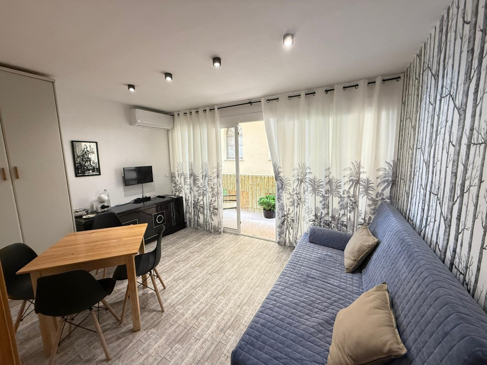 Apartment in Lloret de Mar, Girona, Spain 2 bedrooms,  No. 183350