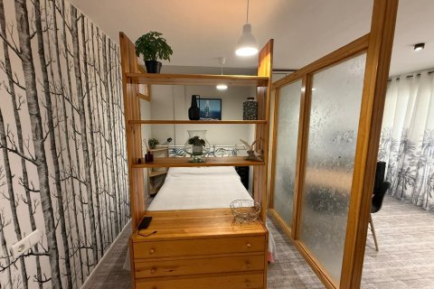 Apartment for sale in Lloret de Mar, Girona, Spain 2 bedrooms, No. 183350 - photo 8