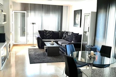 Apartamento en venta en Villamartin, Alicante, España 2 dormitorios, No. 183349 - foto 7