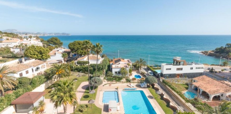Bungalow in Calpe, Alicante, Spain 1 bedroom, 43 sq.m. No. 183353