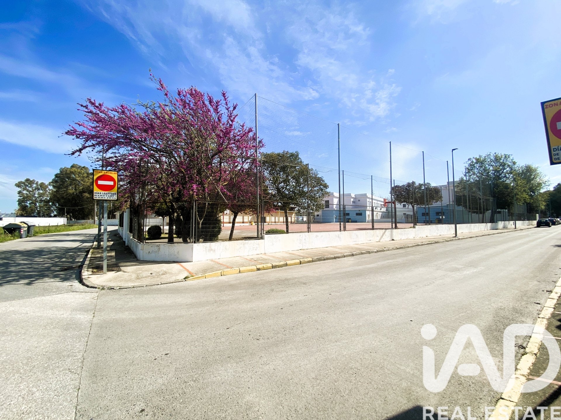 Zemes gabals Chiclana de la Frontera, Cadiz, Spānijā 526 m2 Nr. 185051