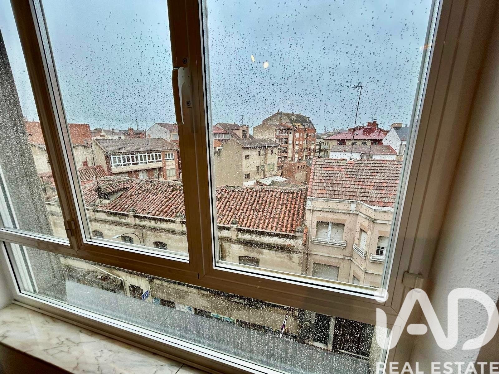 Appartamento a La Baneza, Leon, Spagna 5 camere da letto, 174 mq. N° 185048