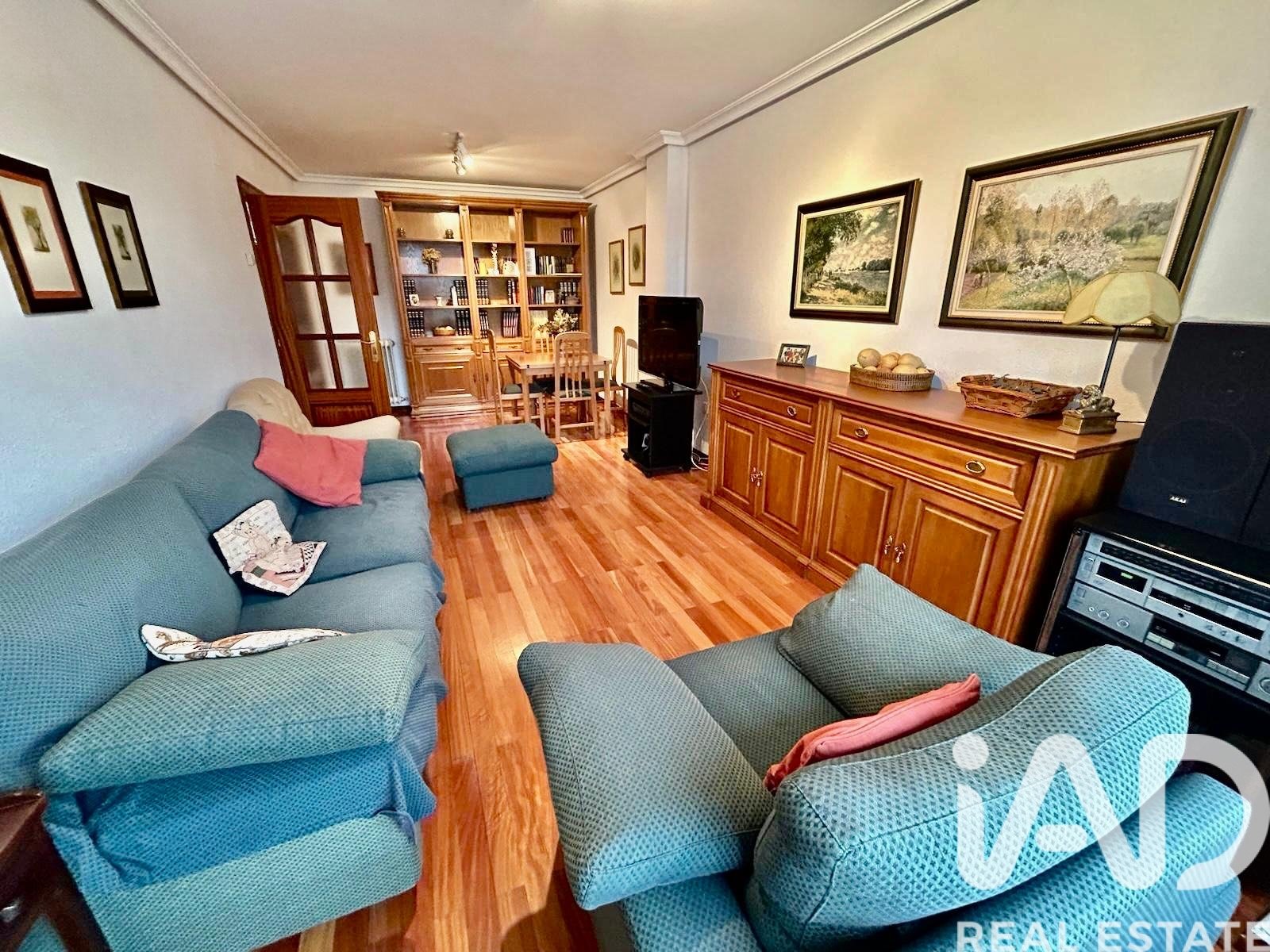 Appartamento a La Baneza, Leon, Spagna 5 camere da letto, 174 mq. N° 185048