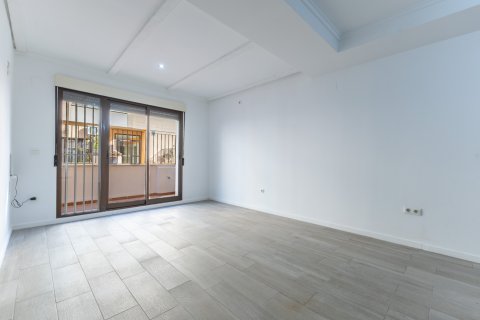 Villa for sale in Puerto De Sagunto, Valencia, Spain 4 bedrooms, 132 sq.m. No. 146707 - photo 7