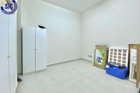 Villa for sale in Silla, Valencia, Spain 5 bedrooms, 300 sq.m. No. 146706 - photo 20