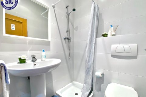 Villa for sale in Silla, Valencia, Spain 5 bedrooms, 300 sq.m. No. 146706 - photo 14