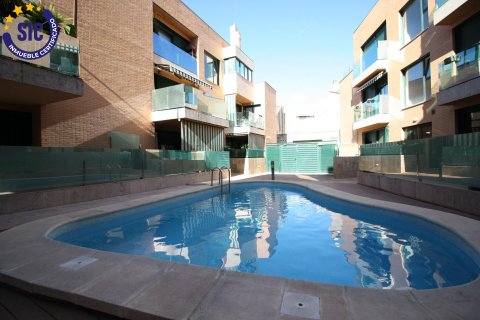 Apartment for sale in Cheste, Valencia, Spain 3 bedrooms, 84 sq.m. No. 146703 - photo 1